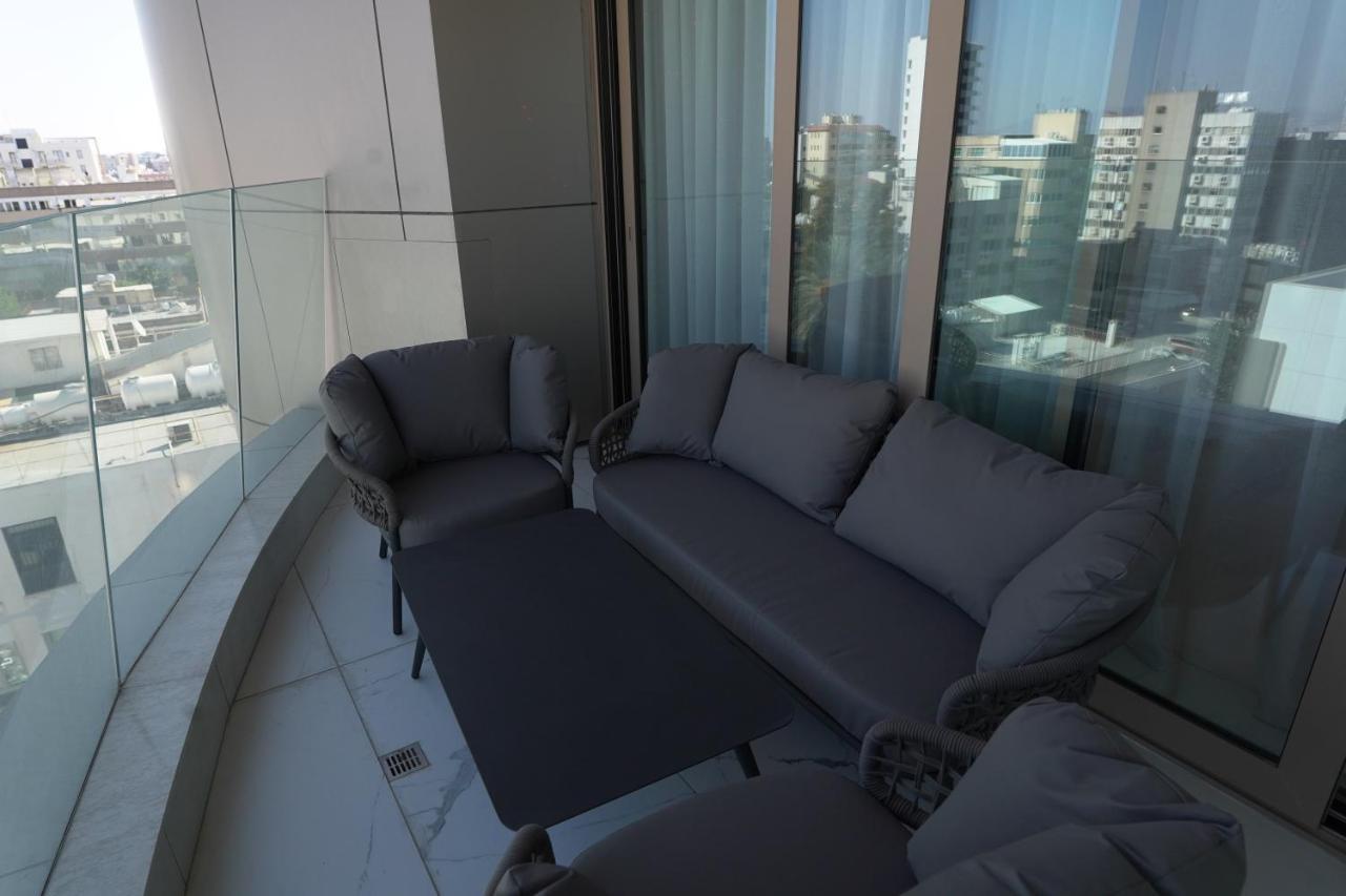 360 Nicosia - 1 Bedroom Luxurious Residence Екстериор снимка